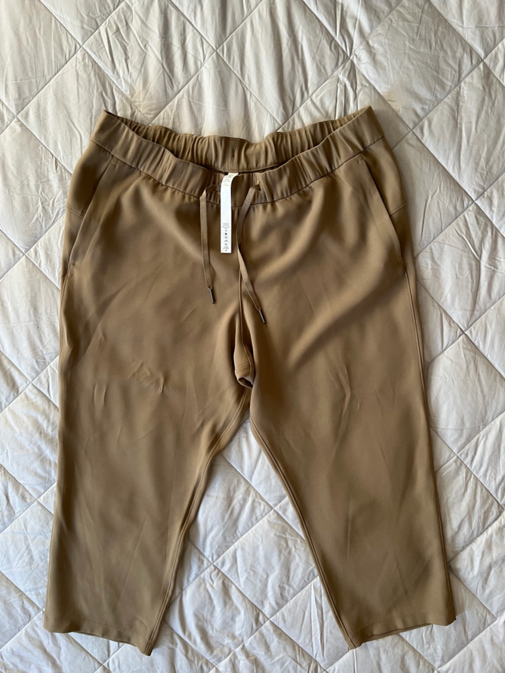 Lululemon Women’s Beige Cropped Polyester Pants